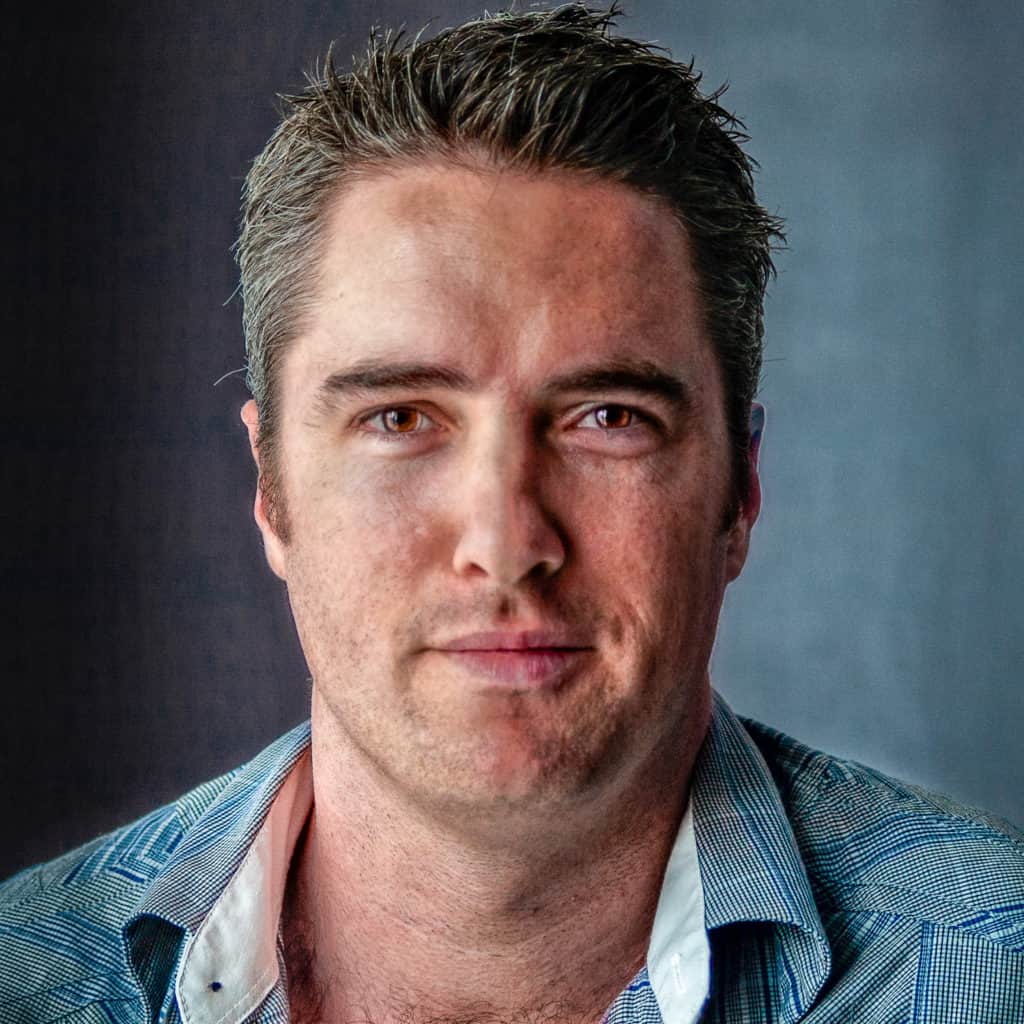 Corporate Portrait - Chris – MaxyPhoto - Scott Maxworthy Photography