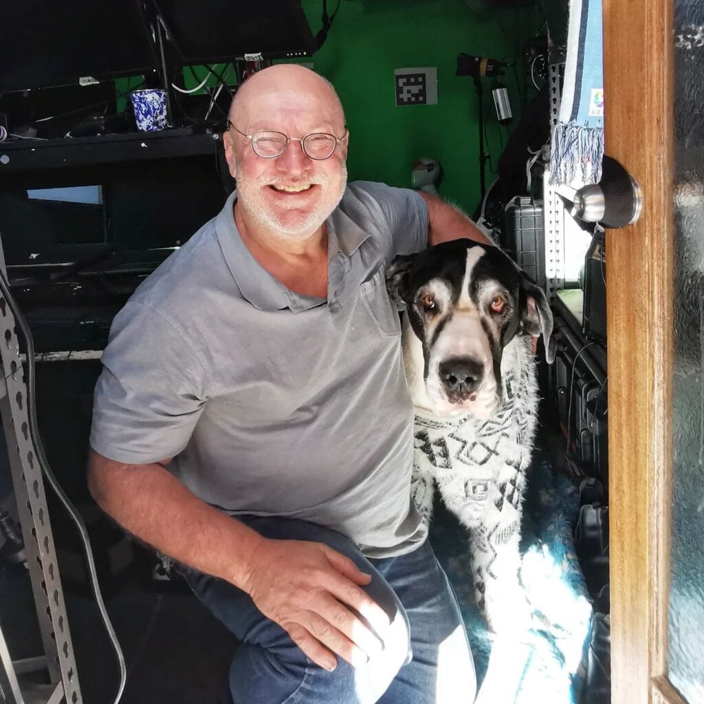 Apparently today is "International Bring Your Dog to Work Day"! Three things here to we need to discuss & understand 1. What if you work from home & said dog thinks the office/ studio is just his extended kennel? 2. Does this "Day" imply the dog, has to work or is it just a cameo type of appearance suffice? 3. Does or is, sleeping, snoring, farting considered "work"? Just asking for a friend. Note: Nobody told @thehandsomeharold today wasn't a fashion shoot - looking very special . . . . #greatdane #fashion #studio